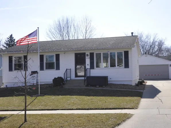 2120 50th St NW, Rochester, MN 55901