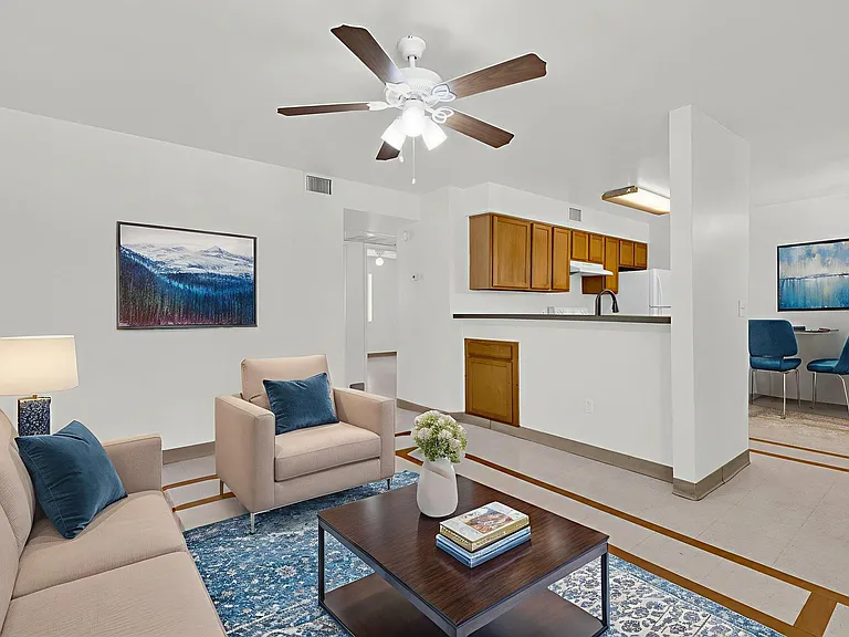 2302 W Colter St — Photo 10