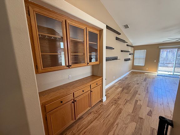 3rd image of 4859 Lake Park Pl