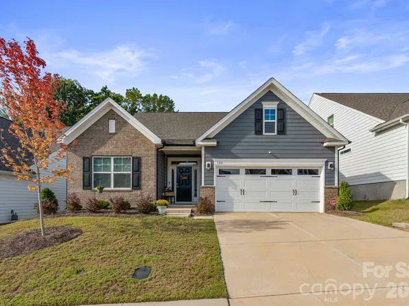 124 Prestwick Way, Mooresville, NC 28115