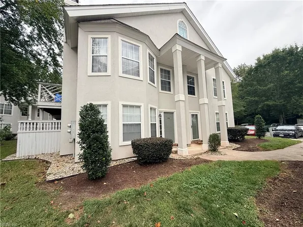 708 Sail Fish Quay, Chesapeake, VA 23320