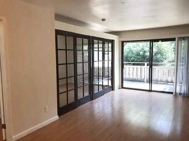 101 Kinross Dr #4 — Photo 27