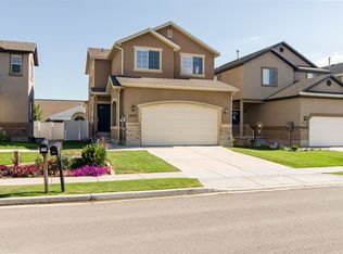 1895 W Pointe Meadow Loop, Lehi, UT 84043