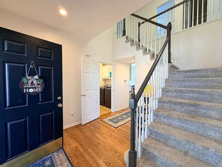 9794 Newcastle Dr — Photo 8