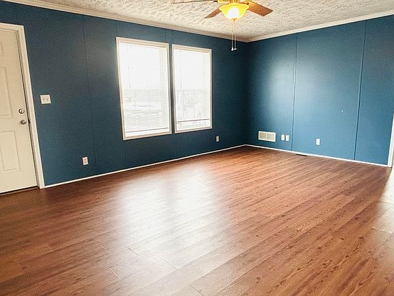 4th image of 1171 Flat Lick Rd