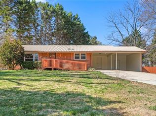 205 Rusty Ln, Mc Leansville, NC 27301