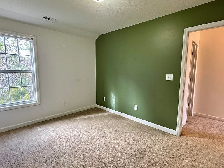 140 Broadleaf Dr — Photo 14