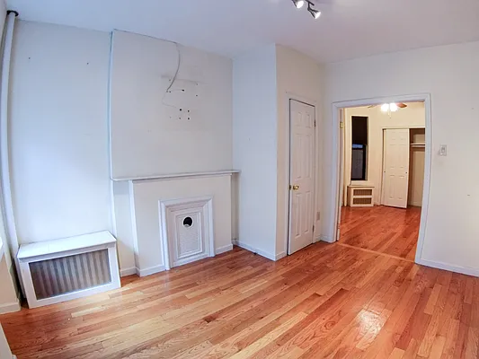 Rented by Urban Real Estate Inc | media 2