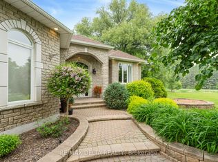 1819 Baseline Rd, Clarence Rockland, ON K4K 1K7