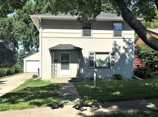 1215 S Willow Ave, Sioux Falls, SD 57105