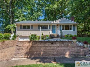 10 Jay St, Edison, NJ 08837