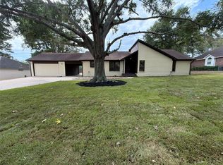63 April Wind Dr S, Montgomery, TX 77356