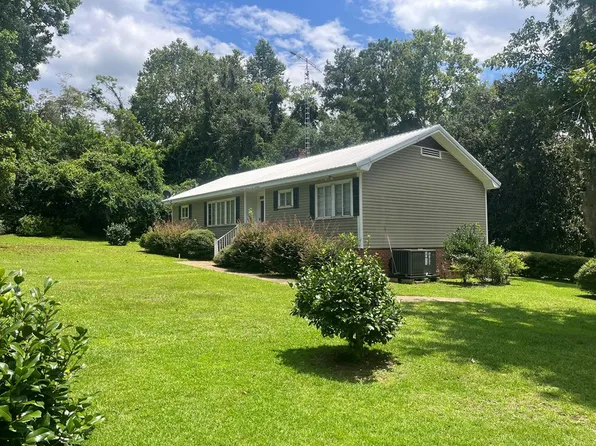 370 Commerce St W, Fort Gaines, GA 39851