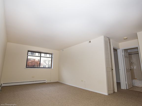 3rd image of 421 W Barry Ave #431-324