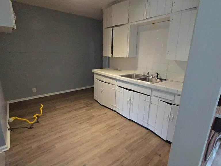 236 E Oklahoma St — Photo 4