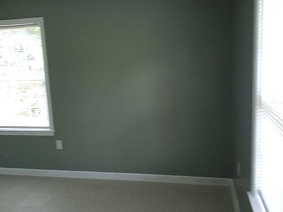 3rd image of 219 Kentucky Ave