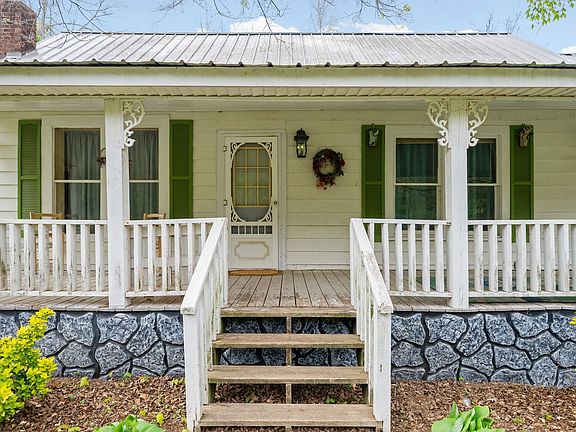 4th image of 5 Bud Parker Ln