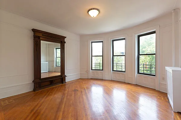 Rented by Berman Realty | media 8