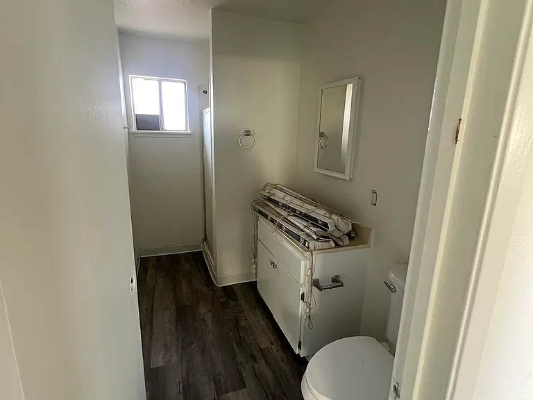 30 Welburn Ave #D — Photo 6