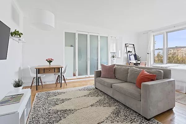 1st image of 225 Park Pl APT 5H