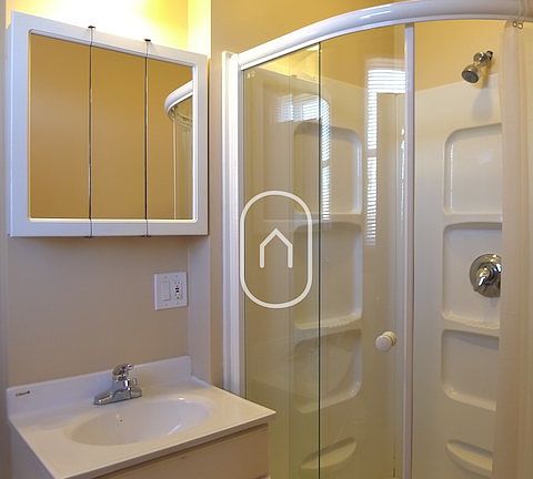 2nd image of 33 Fenwood Rd #2