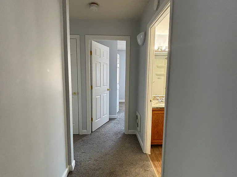 Unit 410 - Hallway