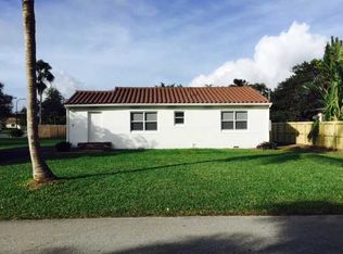 3 NE 158th St, Miami, FL 33162