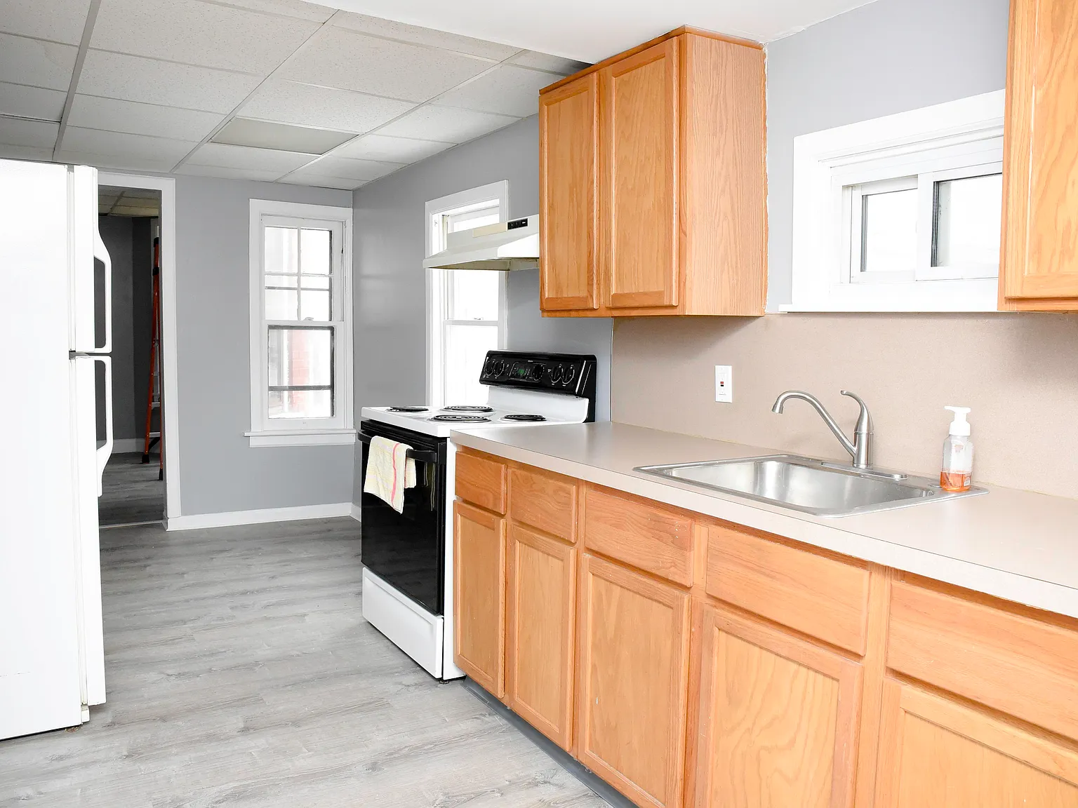 2 bed, 1400 sqft, $1,700 — Photo 3