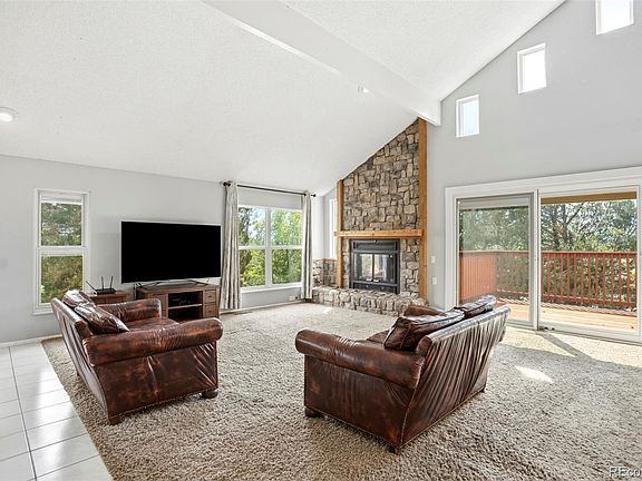4th image of 15305 E Penwood Place