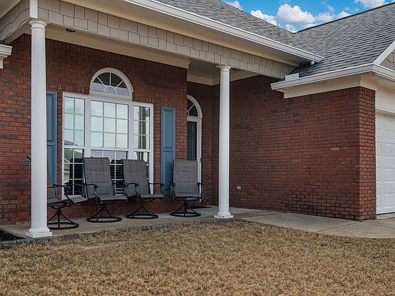 4th image of 86 Lee Road 2138