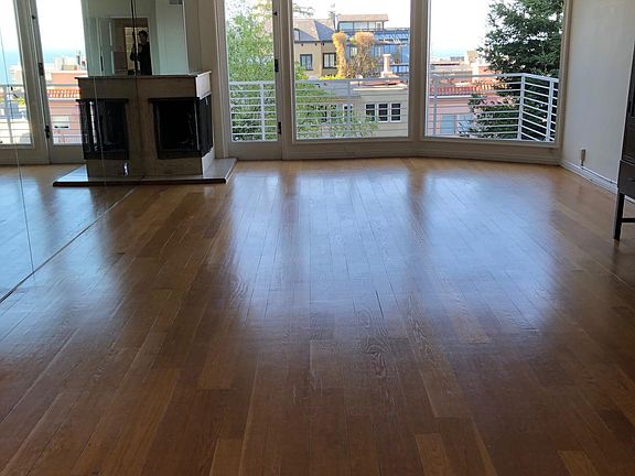 2nd image of 1150 Greenwich St #1