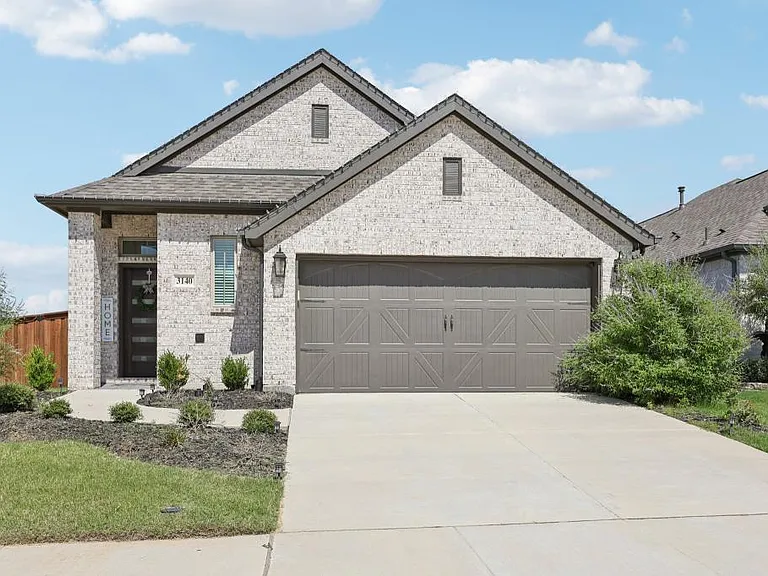 3140 Brazoria Dr — Photo 1