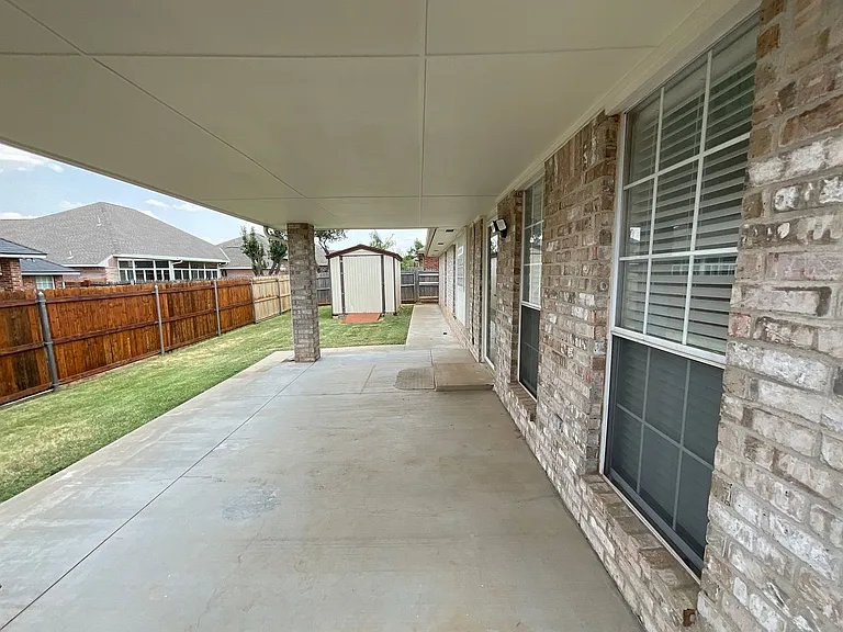 5801 NW 101st St — Photo 14
