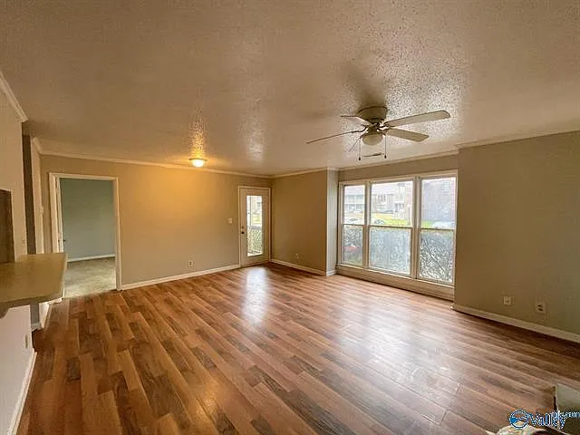 Seven Pine Circle - 5001-New Hvac '23 - 1 — Photo 2