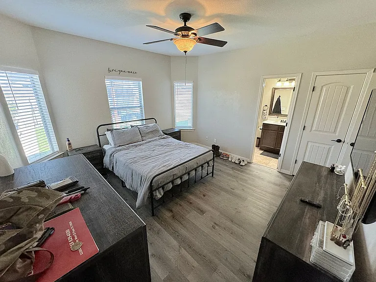 14215 Bluesky Point Ct — Photo 12
