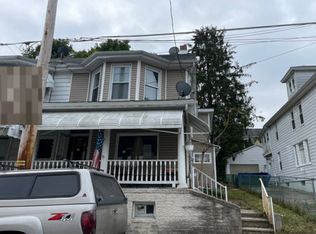 136 E Ridge St, Coaldale, PA 18218
