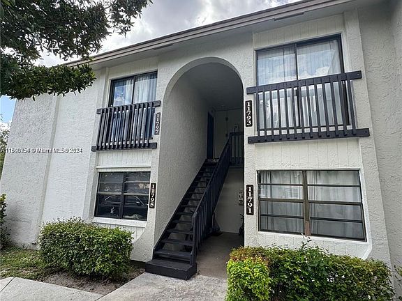 4th image of 11797 NW 30th St #201A