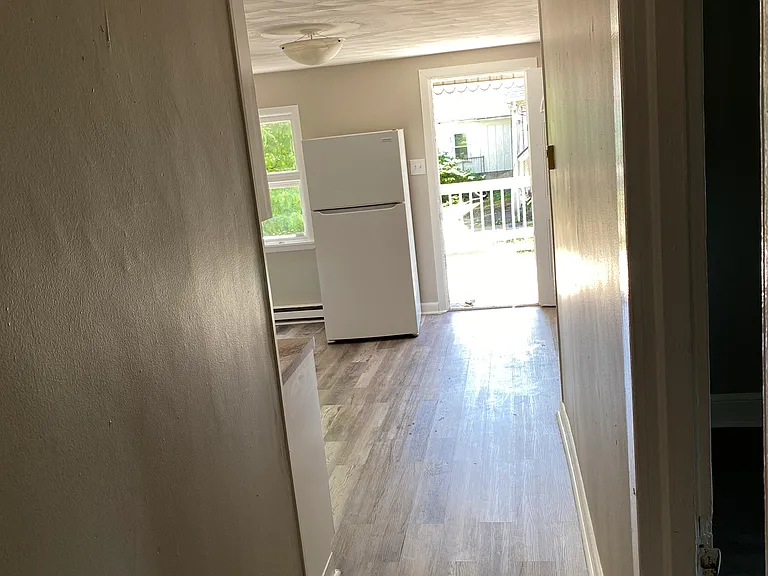 1634 Capouse Ave #2F — Photo 14