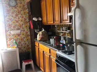 10521 79th St, Ozone Park, NY 11417
