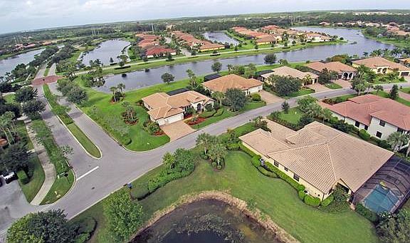 3rd image of 10195 Avalon Lake Cir