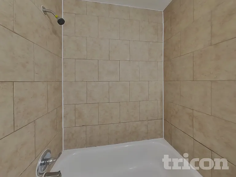623 Walston Ln — Photo 11