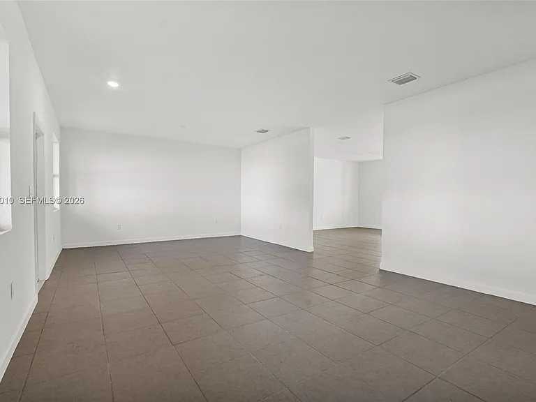 27211 SW 159th Ave — Photo 4