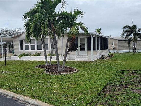 3rd image of 4700 Tahiti DR