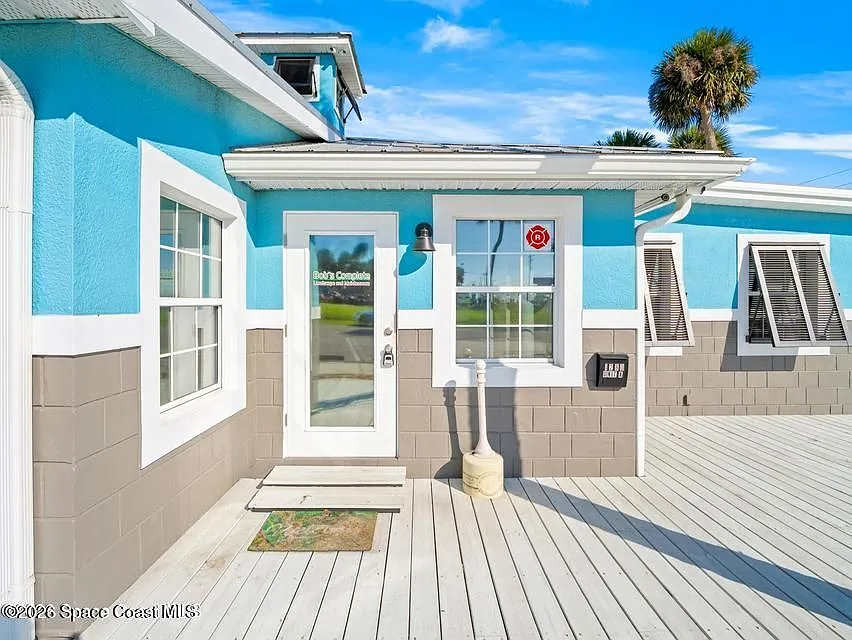 Building Photo - 1280 Highway 1 #A