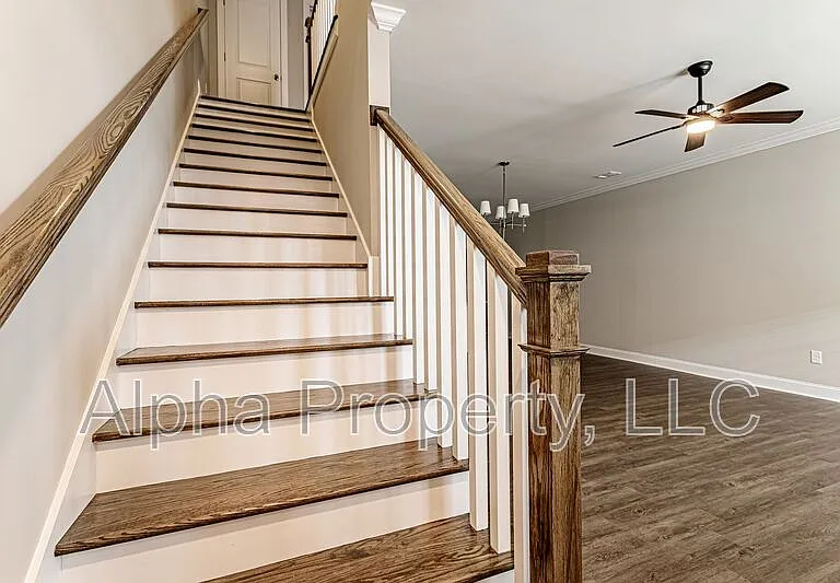 18 Alderly Way — Photo 15