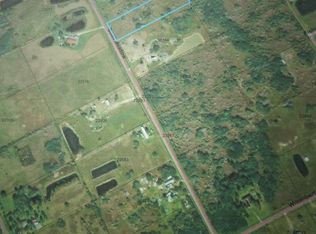 1656 N Quail Meadow Rd, Seadrift, TX 77983