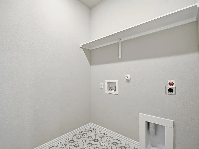 1009 Calendula Trl — Photo 21