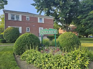 17 Hope St APT 3B, Stamford, CT 06906