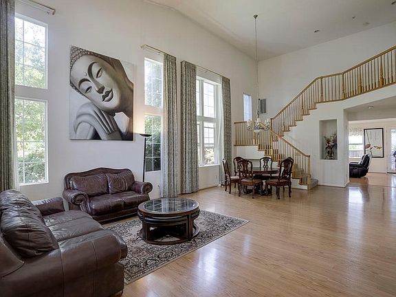 3rd image of 4127 Cortona Ct