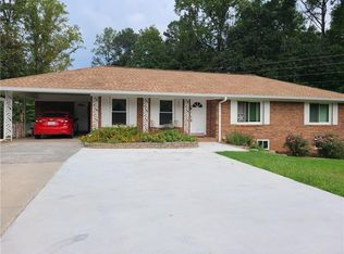 89 Cooper Lake Rd SE, Mableton, GA 30126